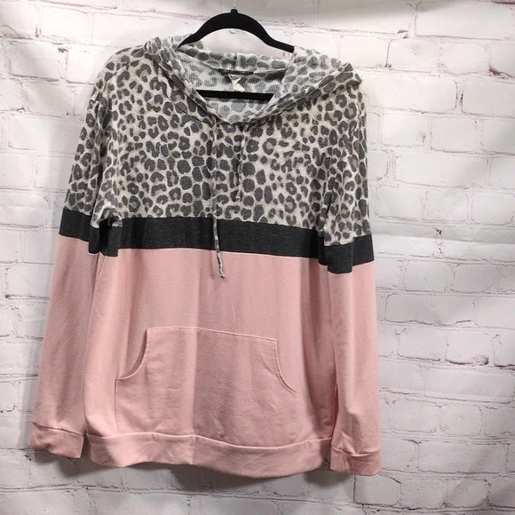 Glitzy Girlz Boutique Leopard Long-sleeved Hoodie 1x - Picture 1 of 8